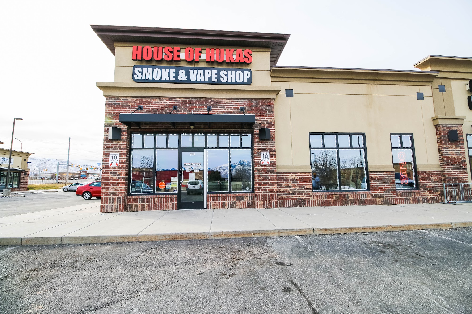House of Hookahs Smoke Shop and Vape Shop Riverton