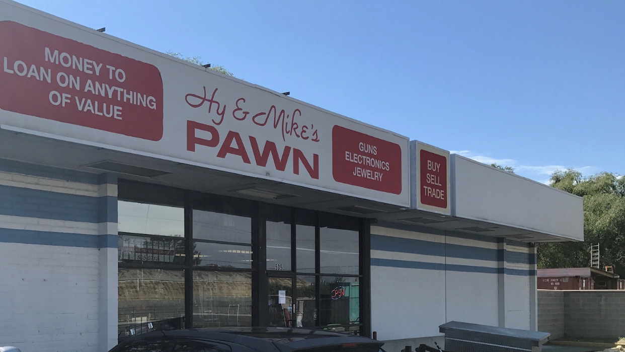 Hy and Mike's Pawn