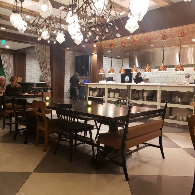 Photo credit: opentable