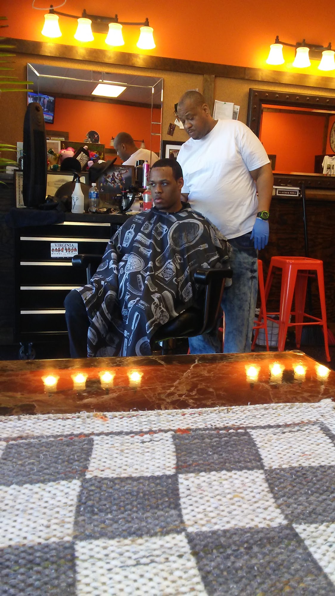 A cut above the rest/ Cherry Avenue barbershop