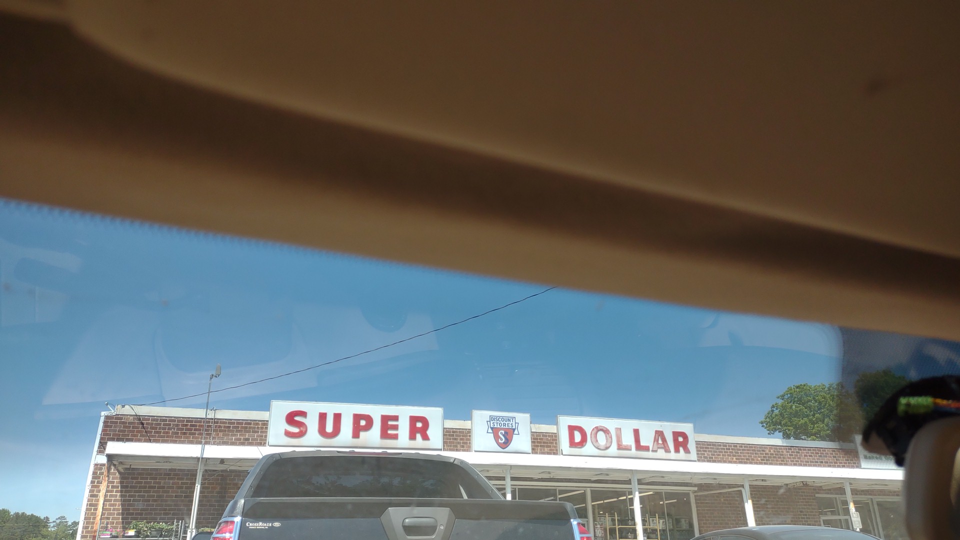 Super Dollar Store