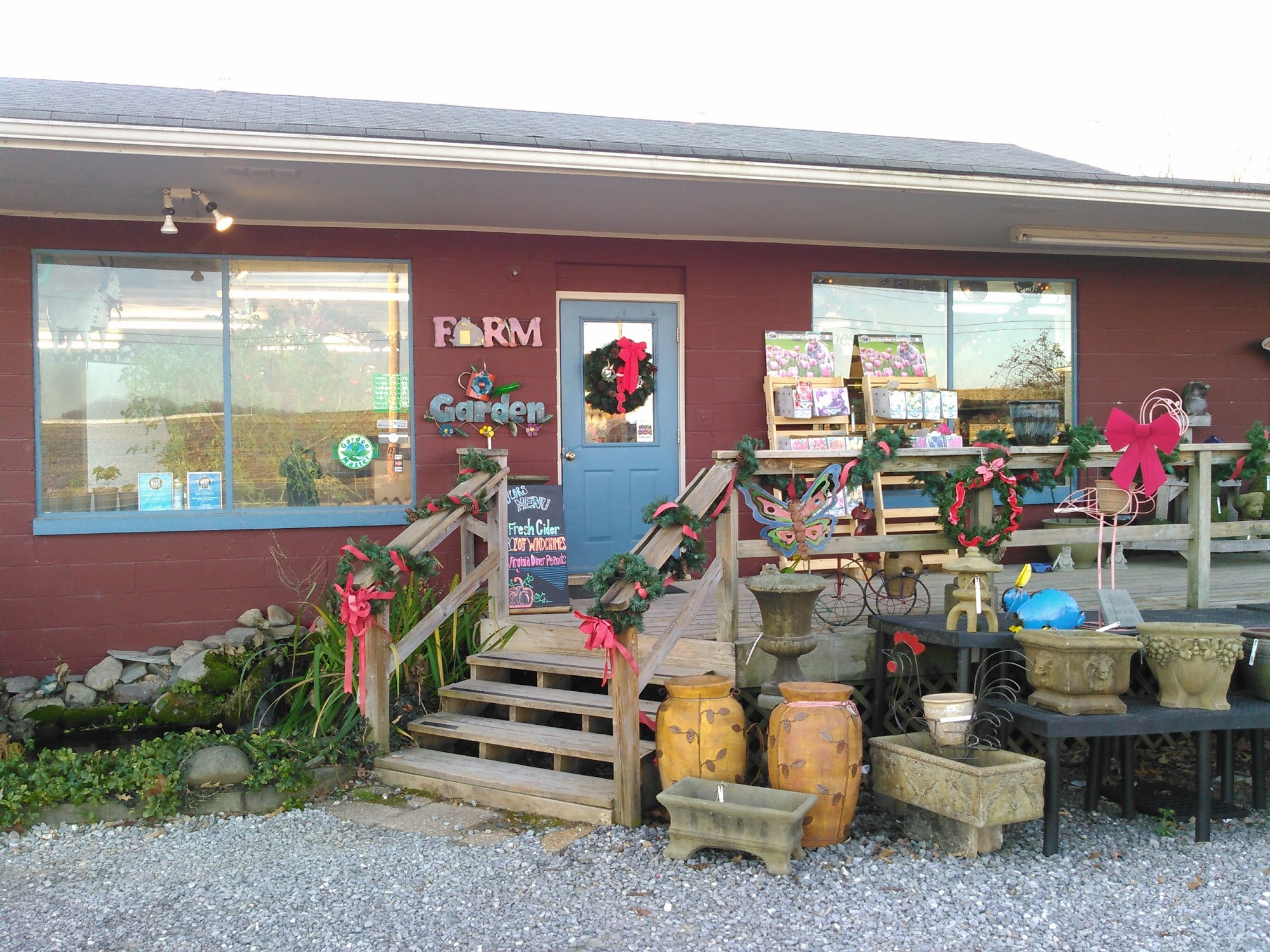 George’s Seed, Feed, And Grow Shop