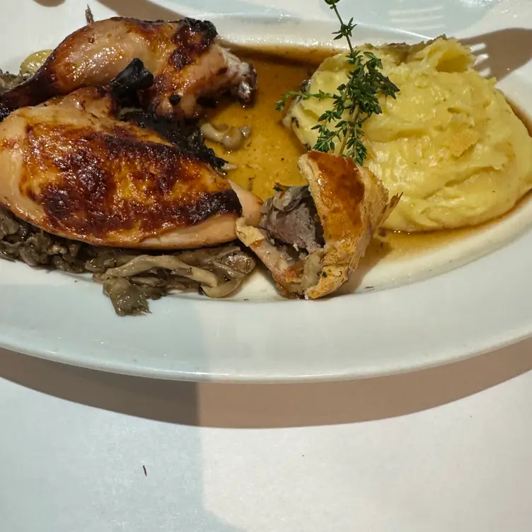 Photo credit: opentable