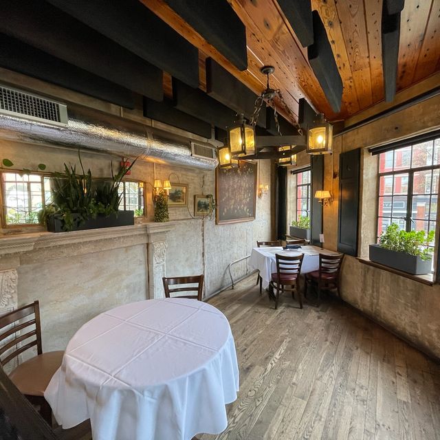 Photo credit: opentable