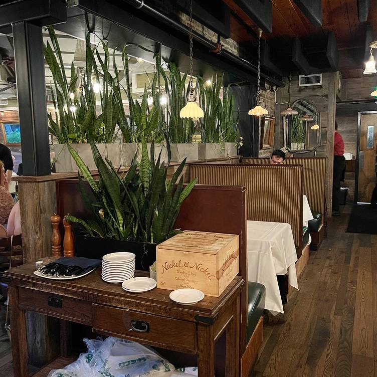 Photo credit: opentable