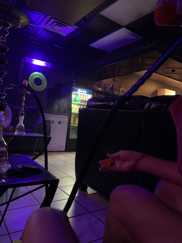 Hookah's - Lounge & Shop