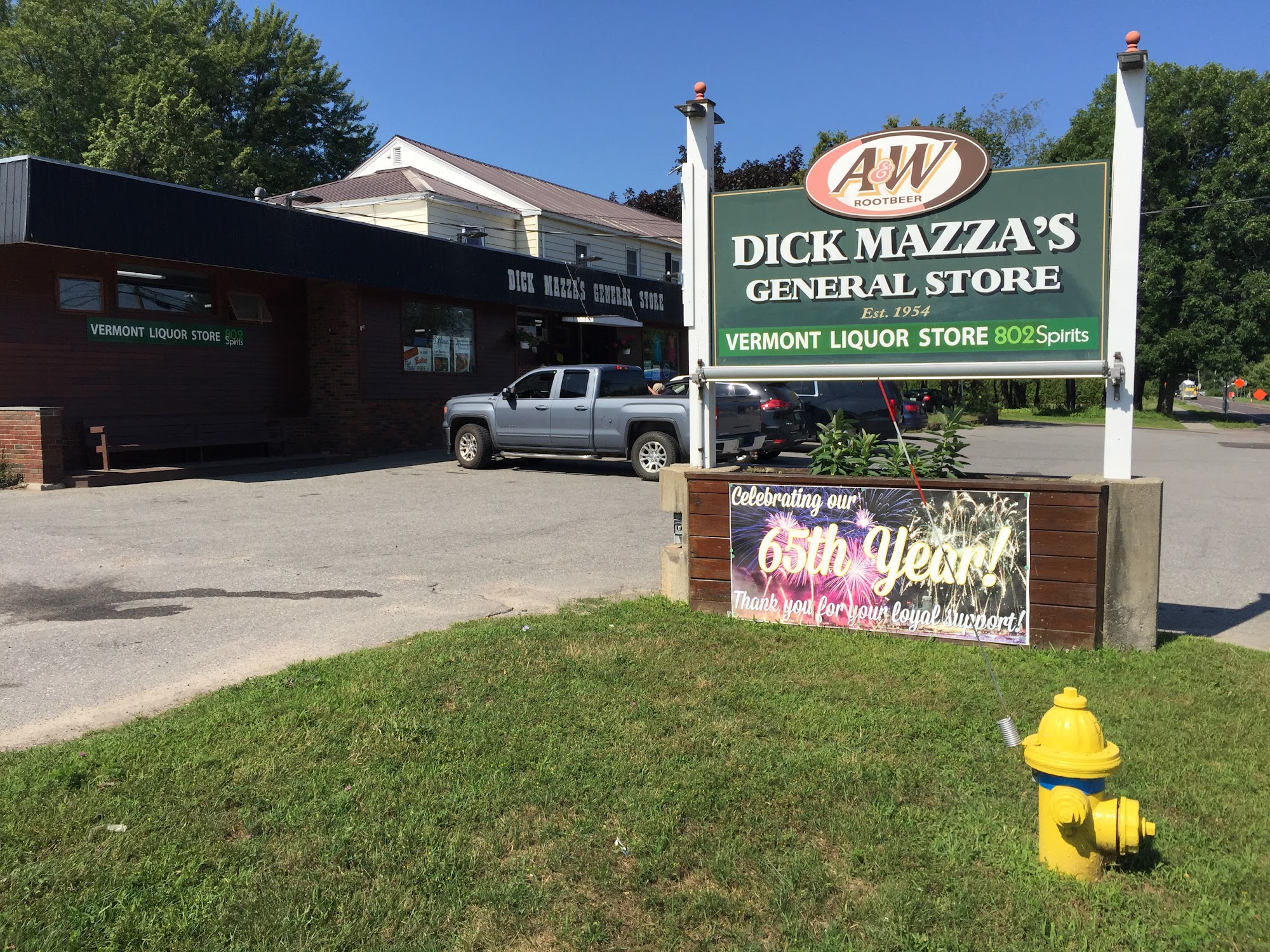 Dick Mazza's General Store