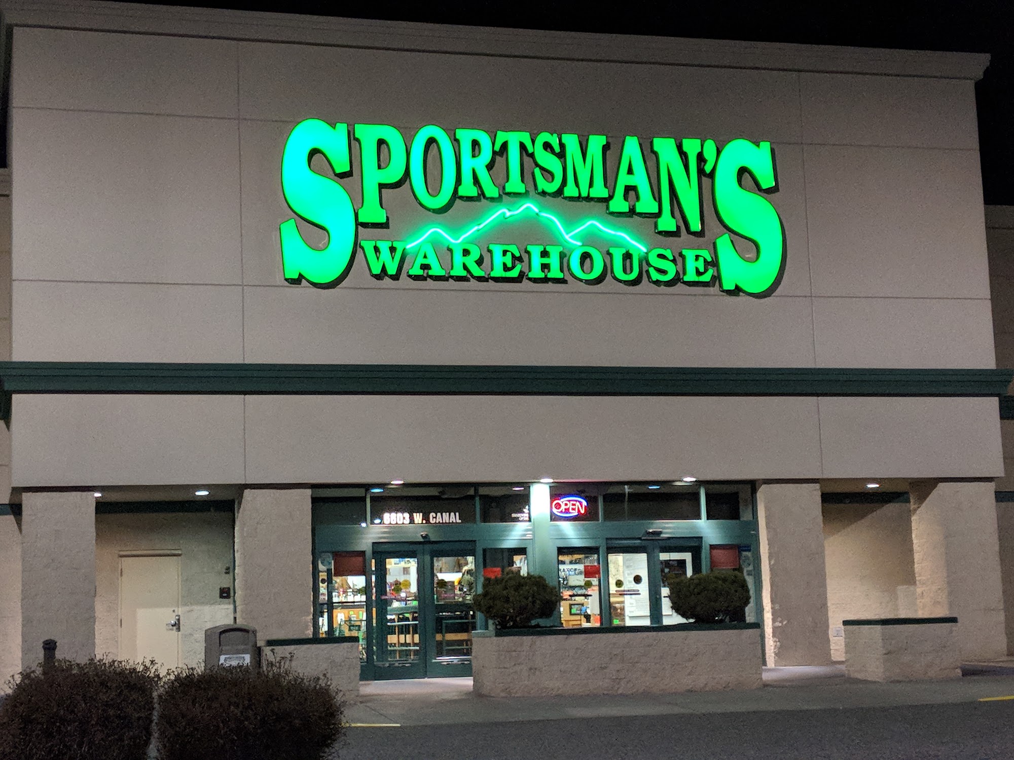 Sportsman's Warehouse