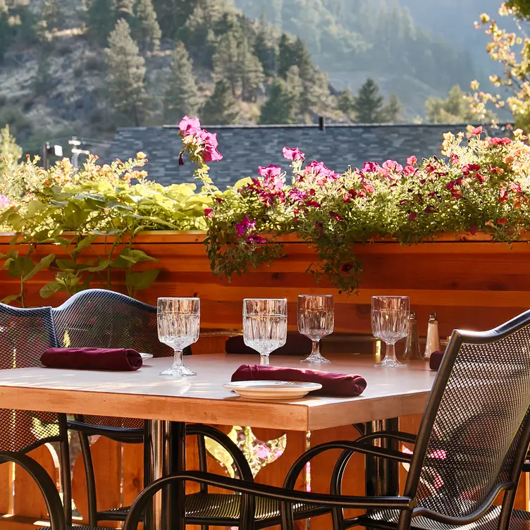 Photo credit: opentable
