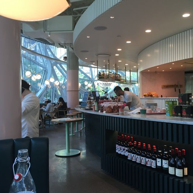 Photo credit: opentable