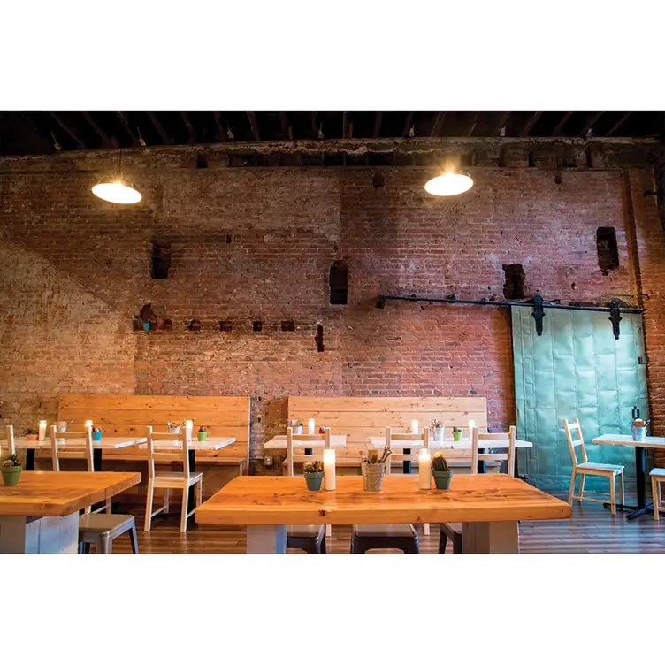 Photo credit: opentable