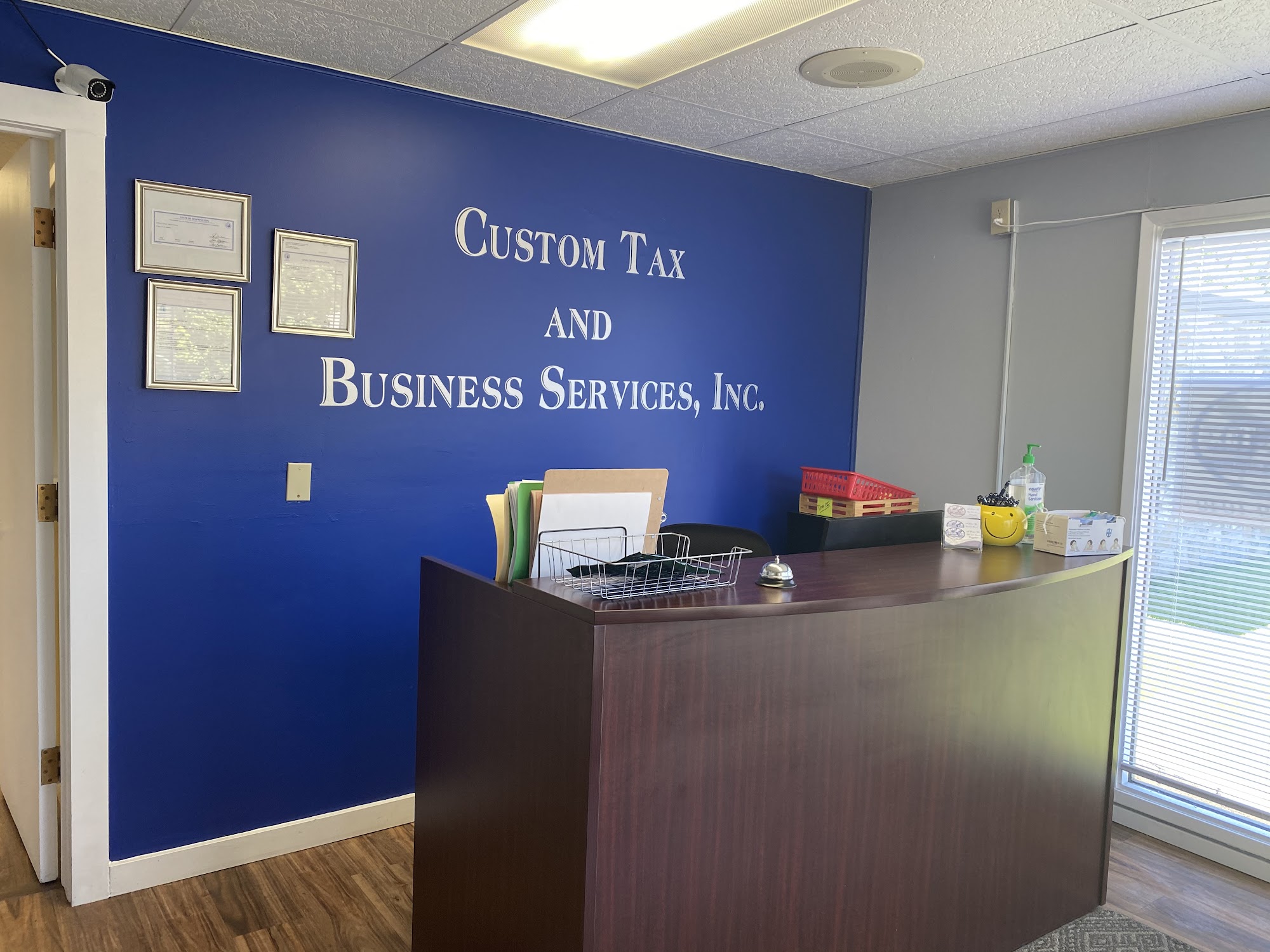 Custom Tax $ Business Services