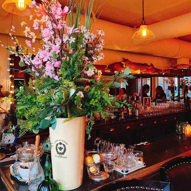 Photo credit: opentable