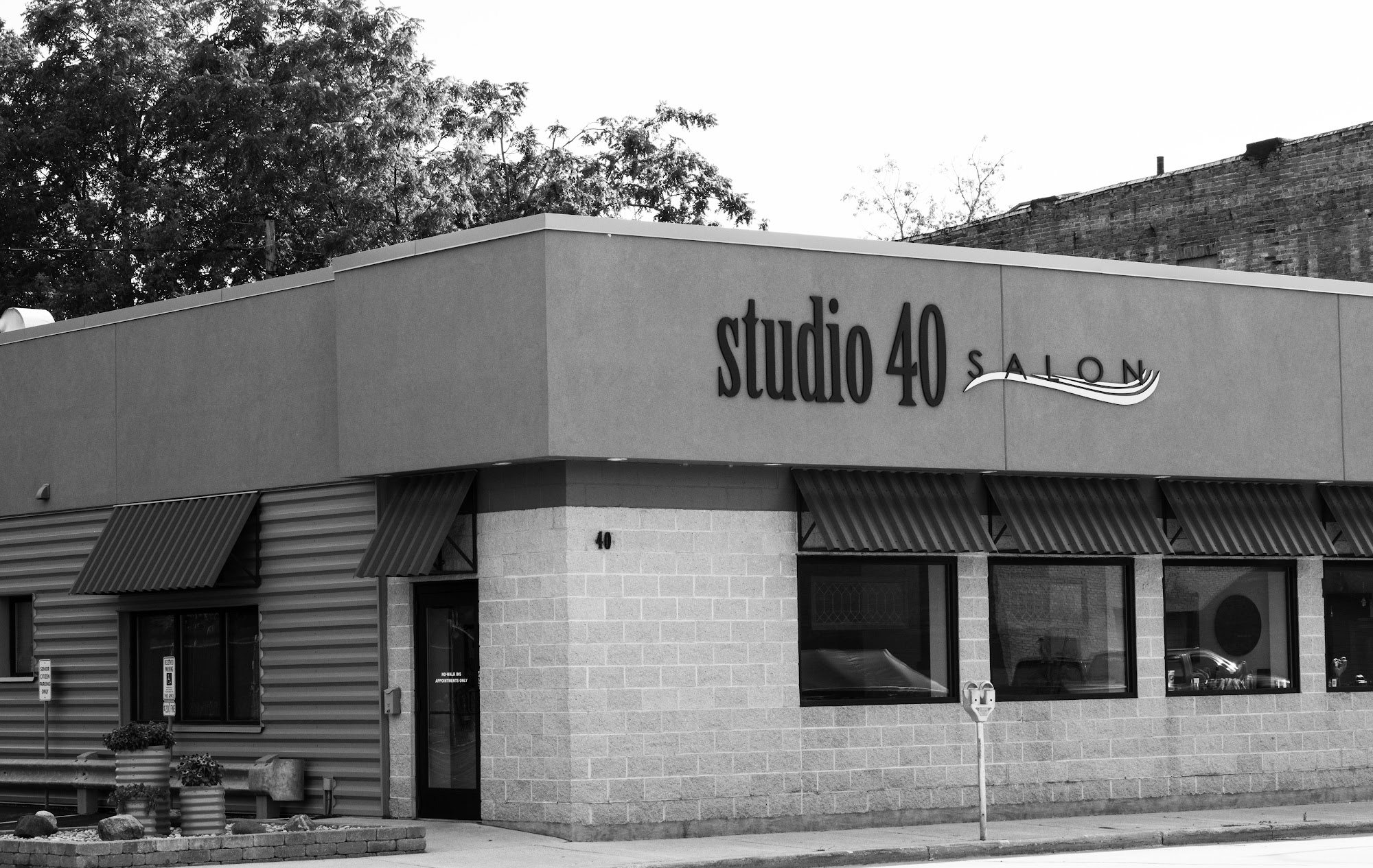 Studio 40 Salon
