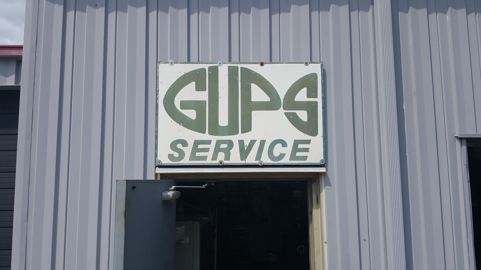 Gup's Westside Service