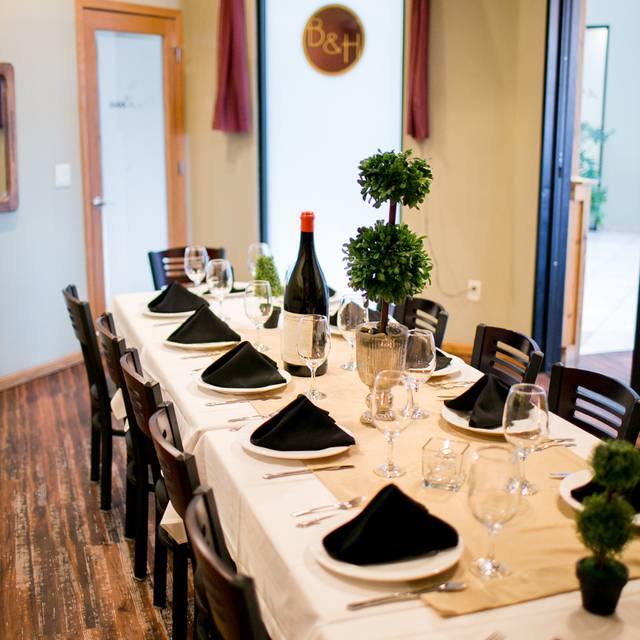 Photo credit: opentable