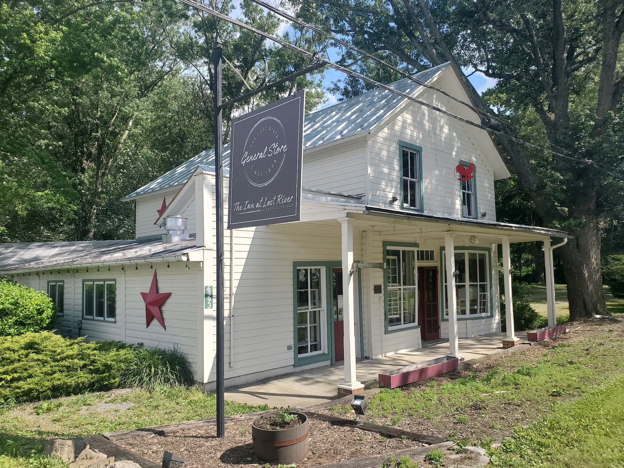 The Lost River General Store & Cafe